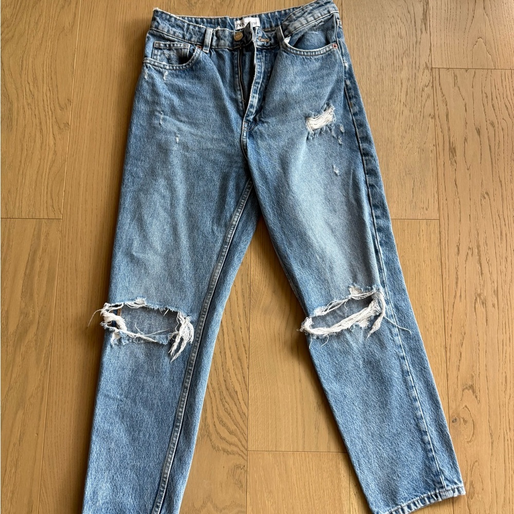 Zara High Rise Straight Leg Jeans Size 6
